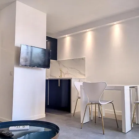 公寓 Graziella 411 *